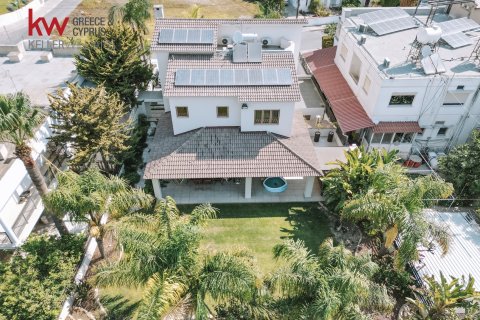 4 bedrooms Townhouse in Larnaka,  No. 40213 23