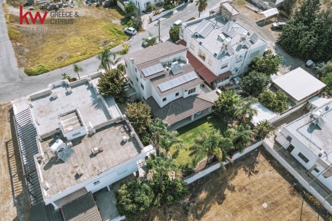 4 bedrooms Townhouse in Larnaka,  No. 40213 29