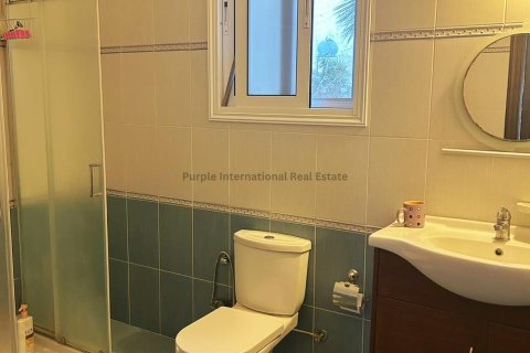 2 chambres Appartement à Livadia, Larnaka,  No. 52605 12
