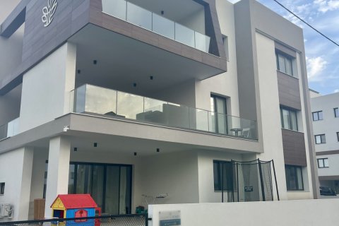 3 bedrooms Apartment in Livadia, Nicosia,  No. 39554 4