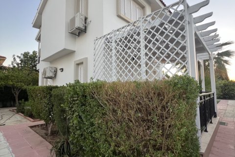 3 bedrooms Townhouse in Pervolia, Larnaka, No. 39560 7