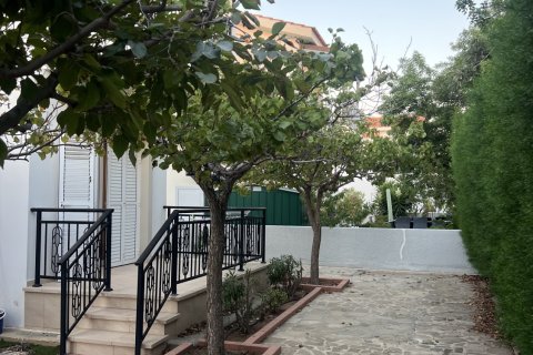 3 bedrooms Townhouse in Pervolia, Larnaka, No. 39560 11