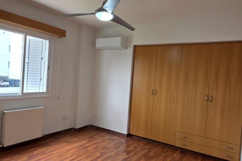 2 bedrooms Apartment in Strovolos, Nicosia,  No. 39558 2