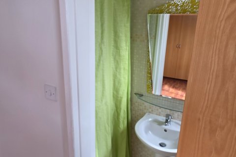 2 bedrooms Apartment in Strovolos, Nicosia,  No. 39558 6