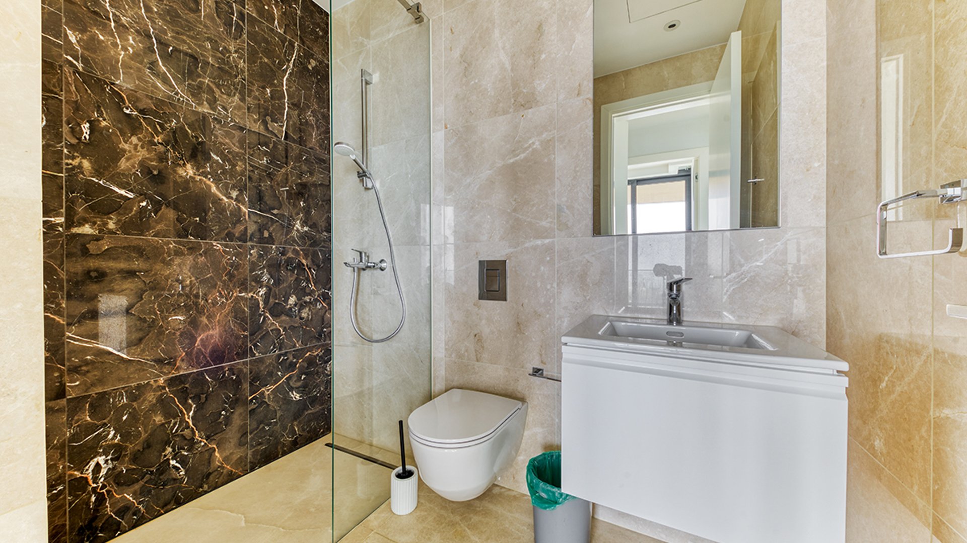 1 bedroom Apartment in Potamos tis Germasogeias, Germasogeia, Limassol, Cyprus No. 29523