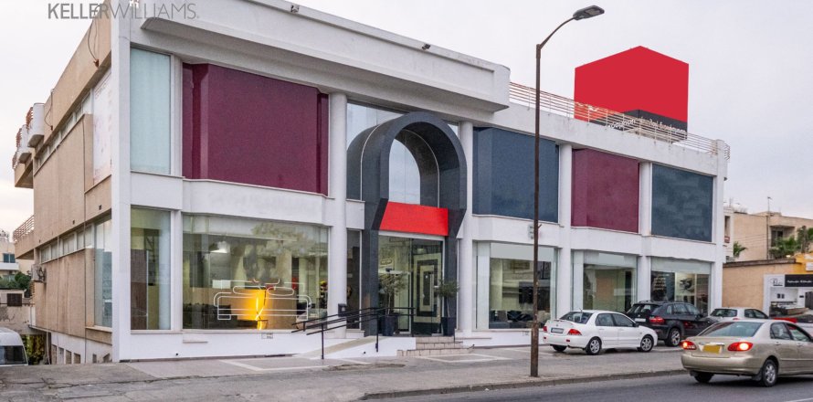 1437m2 Shop in Larnaca, Larnaka,  No. 40163