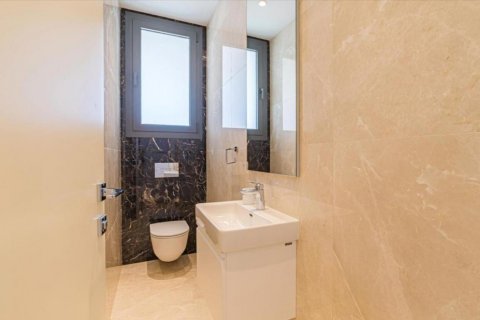 Studio Apartment in Limassol,  No. 38582 9