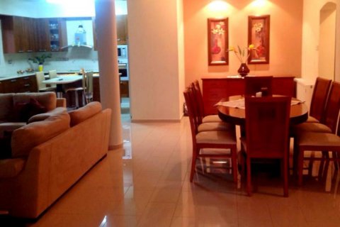 Вилла с 4 спальнями в Пафос,  № 38581 4