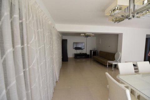 4 chambres Villa à Limassol,  No. 38580 4