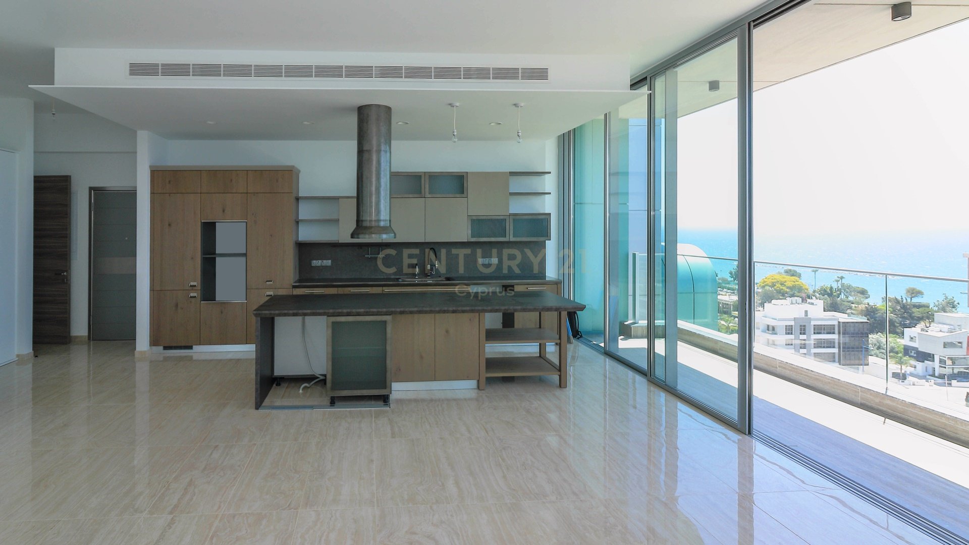 3 bedrooms Apartment in Agios Tychonas, Limassol, Cyprus No. 55839