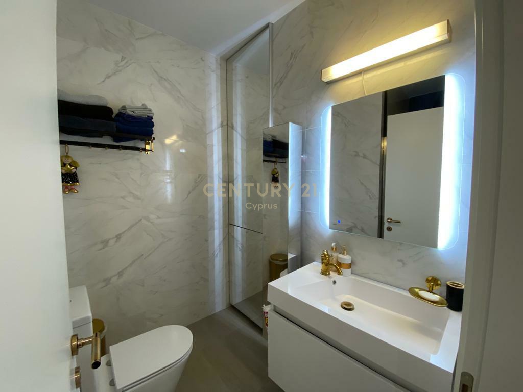 3 bedrooms Apartment in Germasogeia, Limassol, Cyprus No. 55844