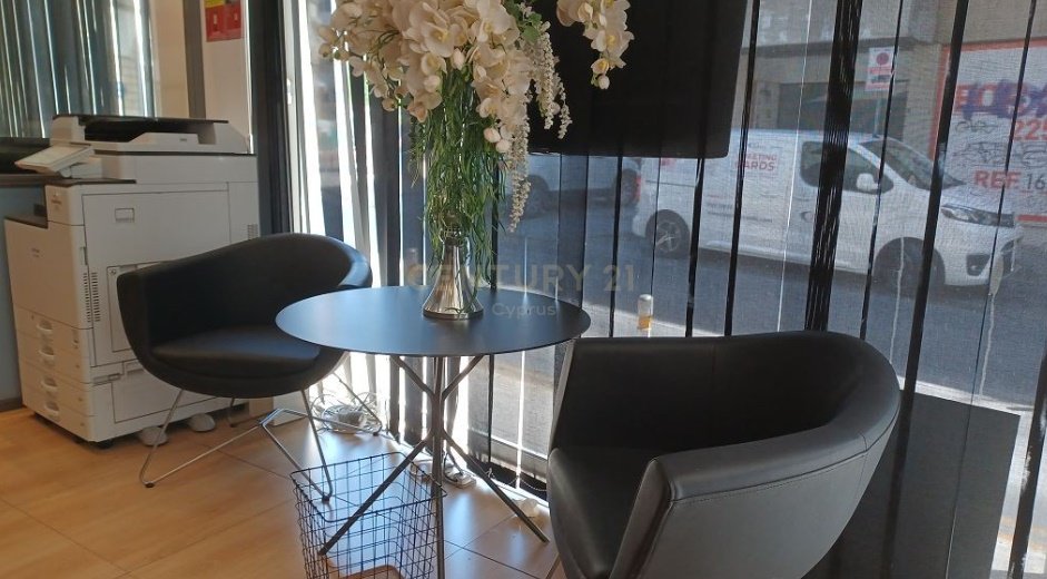 175m2 Office in Limassol, Cyprus No. 54026