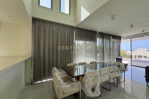 5 dormitorios Villa en Chloraka, Paphos,  No. 55782 11