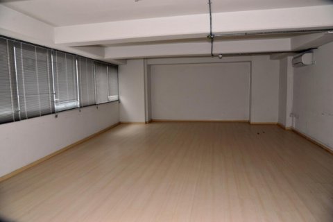 200m2 Commercial property in Nicosia,  No. 38162 4