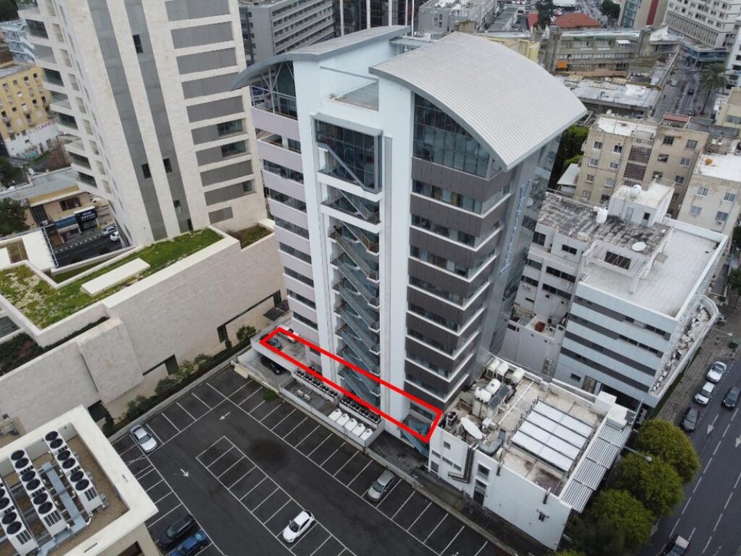 200m2 Commercial property in Nicosia, Cyprus No. 38162