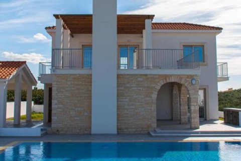 3 bedrooms Villa in Paphos,  No. 38141 6