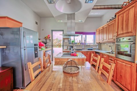 4 bedrooms Villa in Ayia Napa, Ammochostos,  No. 51433 11