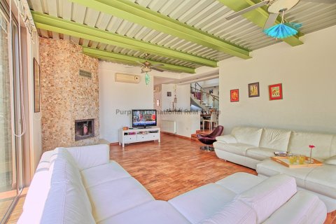 4 bedrooms Villa in Ayia Napa, Ammochostos,  No. 51433 3