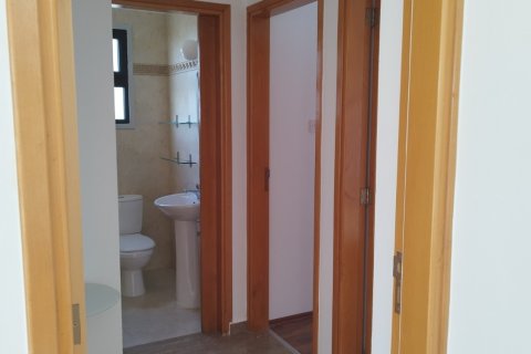 2 chambres Appartement à Larnaca, Larnaka,  No. 51845 13