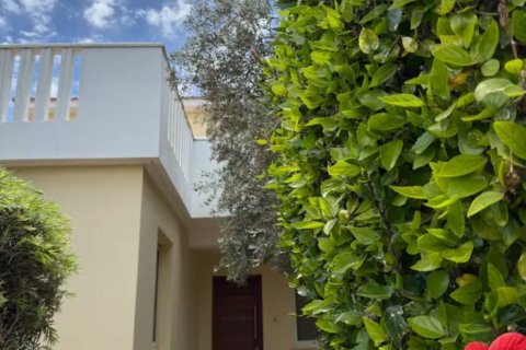 3 bedrooms Townhouse in Pervolia, Larnaka,  No. 51848 11
