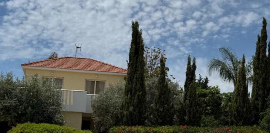 3 bedrooms Townhouse in Pervolia, Larnaka,  No. 51848