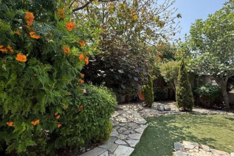 3 bedrooms Townhouse in Pervolia, Larnaka,  No. 51848 15