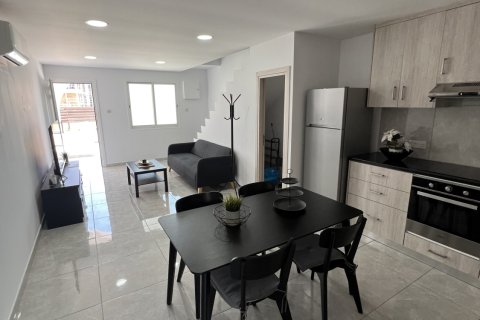 3 bedrooms Maisonette in Livadia, Nicosia,  No. 51282 6