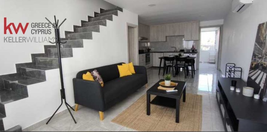 Мезонет с 3 спальнями в Ливадия, Никосия,  № 51282