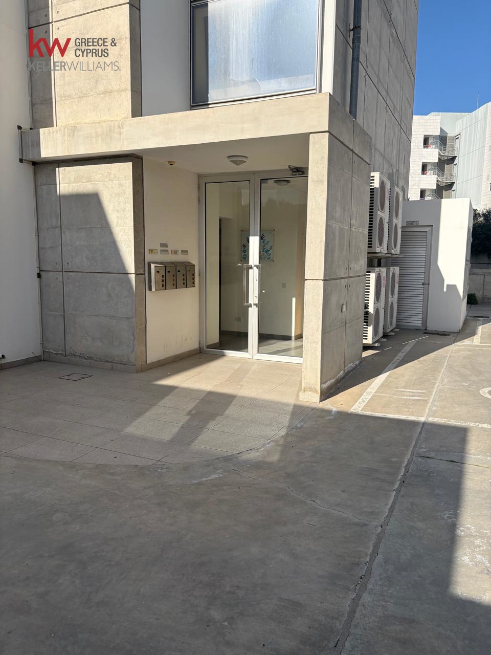 4 rooms Office in Strovolos, Nicosia, Cyprus No. 51280