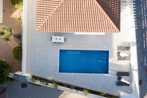 3 bedrooms Villa in Protaras, Ammochostos,  No. 54482 2