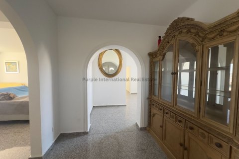 Вилла с 6 спальнями в Пейя, Пафос, Кипр № 37516 9