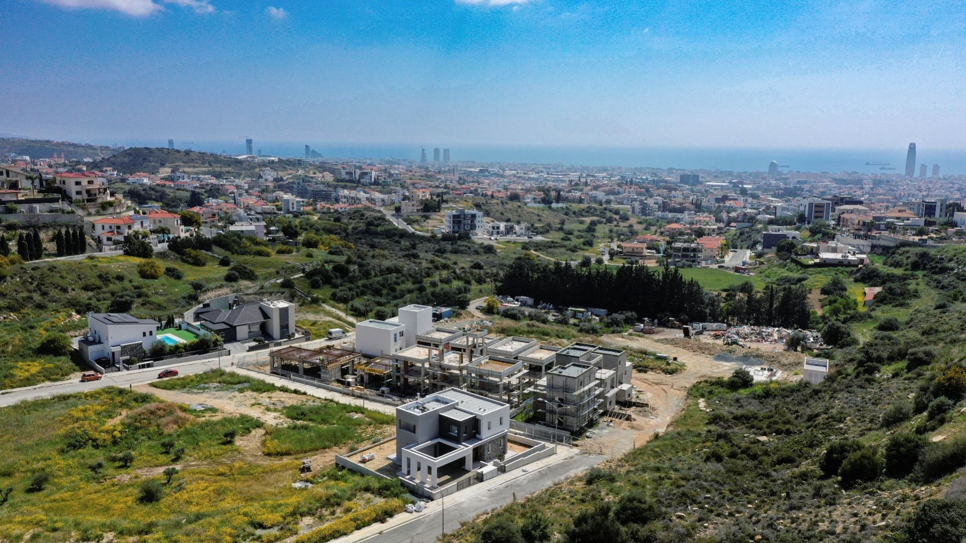 6 bedrooms Villa in Agios Athanasios, Limassol, Cyprus No. 37514