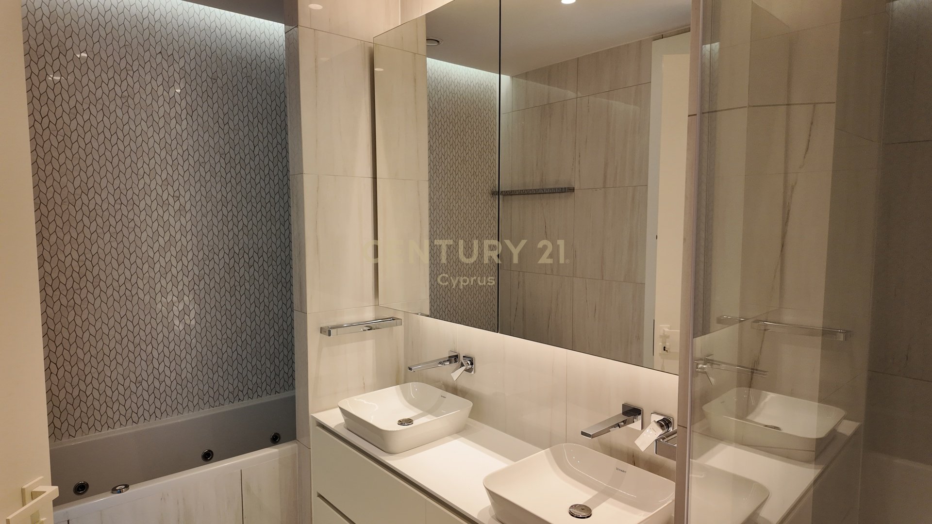 2 bedrooms Apartment in Germasogeia, Limassol, Cyprus No. 55912