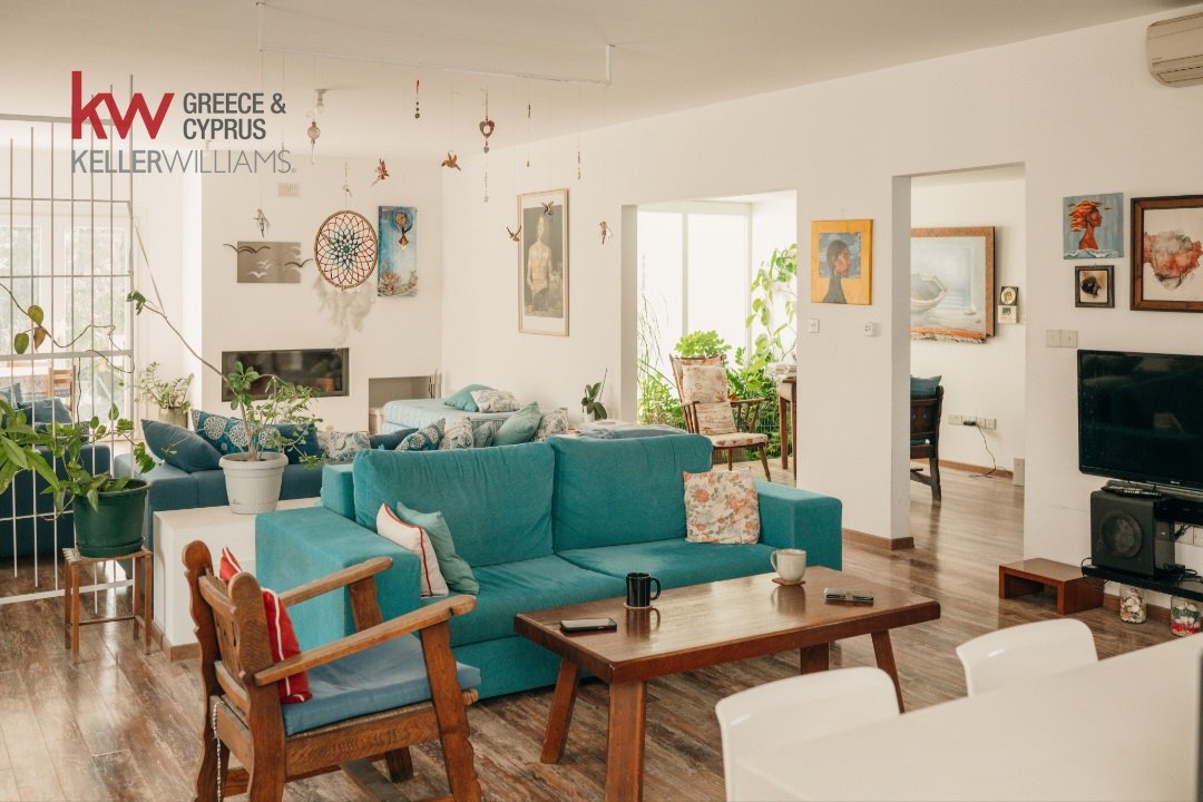 4 bedrooms Townhouse in Lympia, Nicosia, Cyprus No. 50318