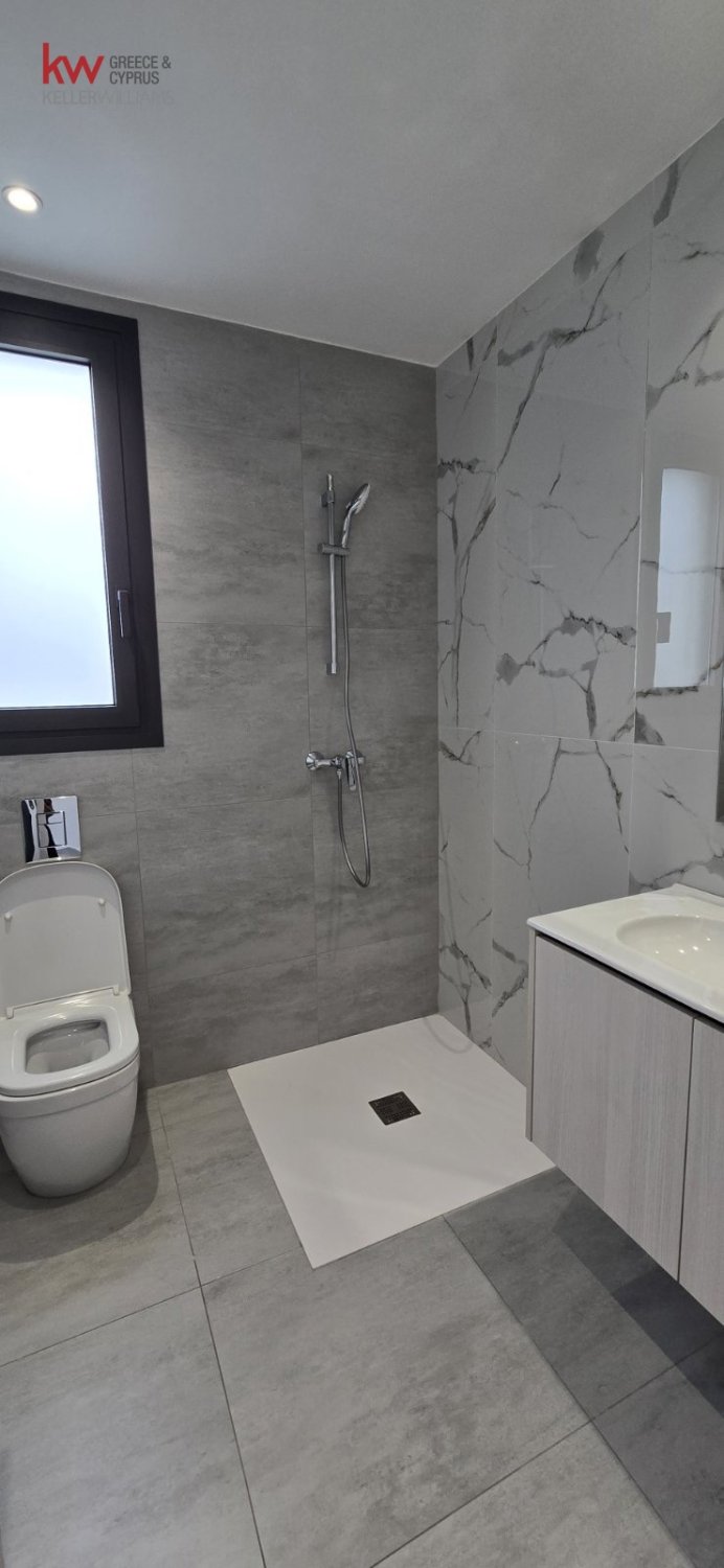 Квартира с 2 спальнями в Ларнака, Кипр № 50821