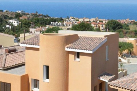 3 bedrooms Apartment in Chloraka, Paphos,  No. 46046 2