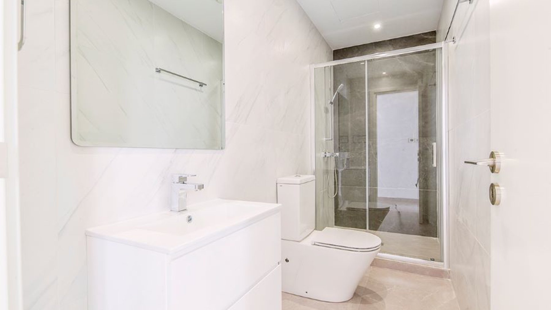 2 bedrooms Apartment in Papas, Limassol, Cyprus No. 29530