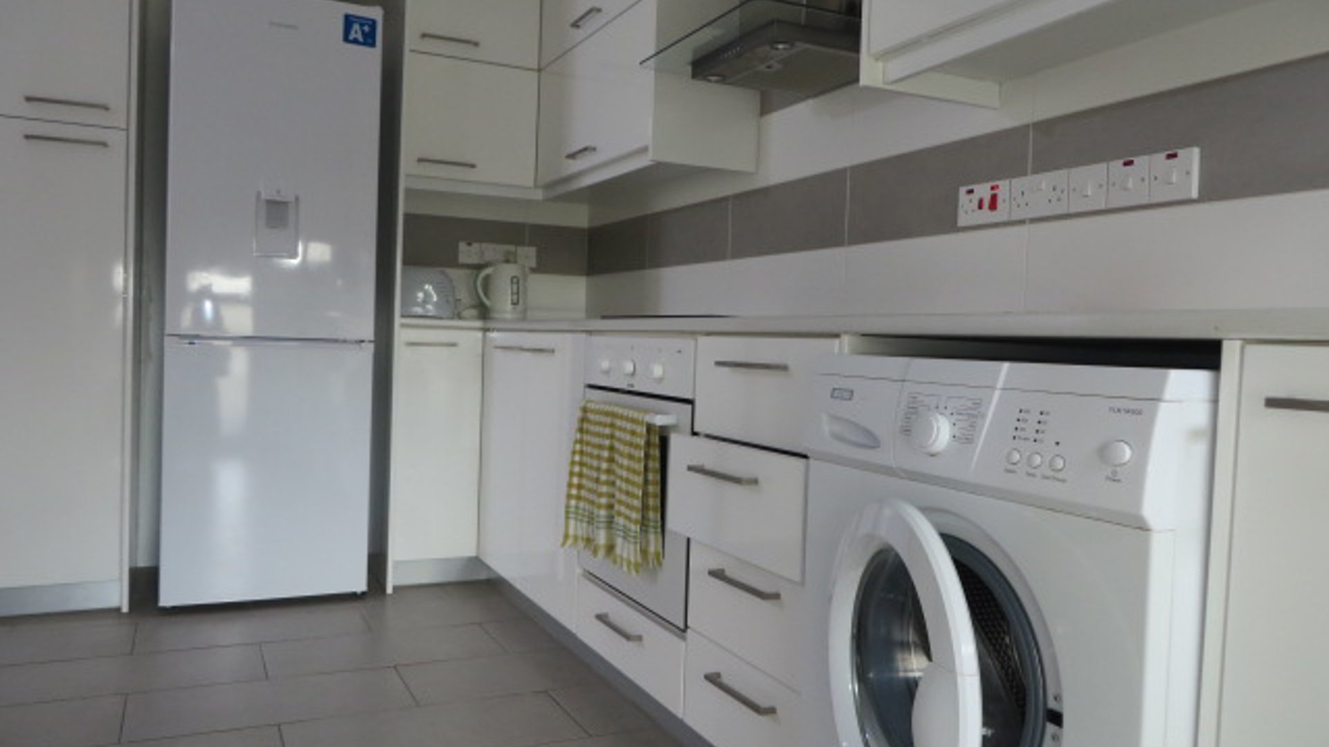 2 bedrooms Apartment in Potamos tis Germasogeias, Germasogeia, Limassol, Cyprus No. 29531