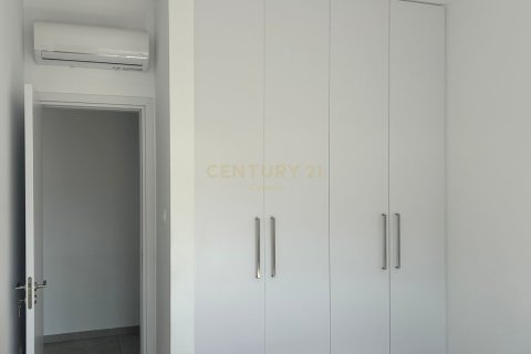 2 bedrooms Apartment in Limassol,  No. 57223 4