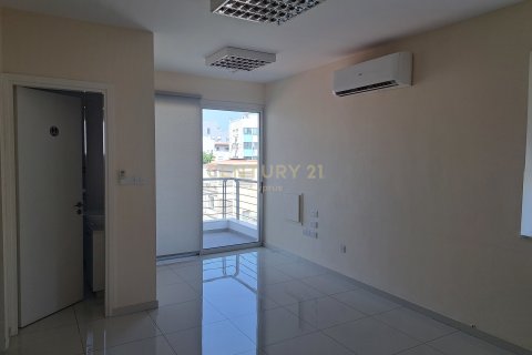 Офис 98м2 в , Лимассол, Лимасол,  № 57225