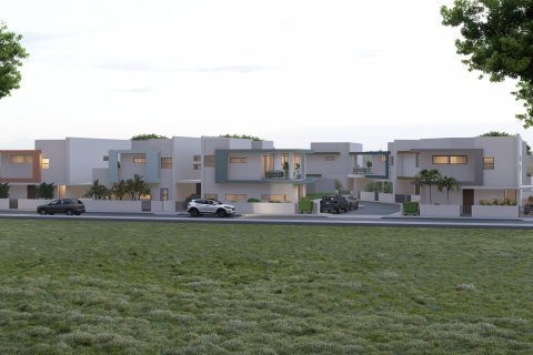 3 bedrooms Villa in Nicosia, No. 47652 2