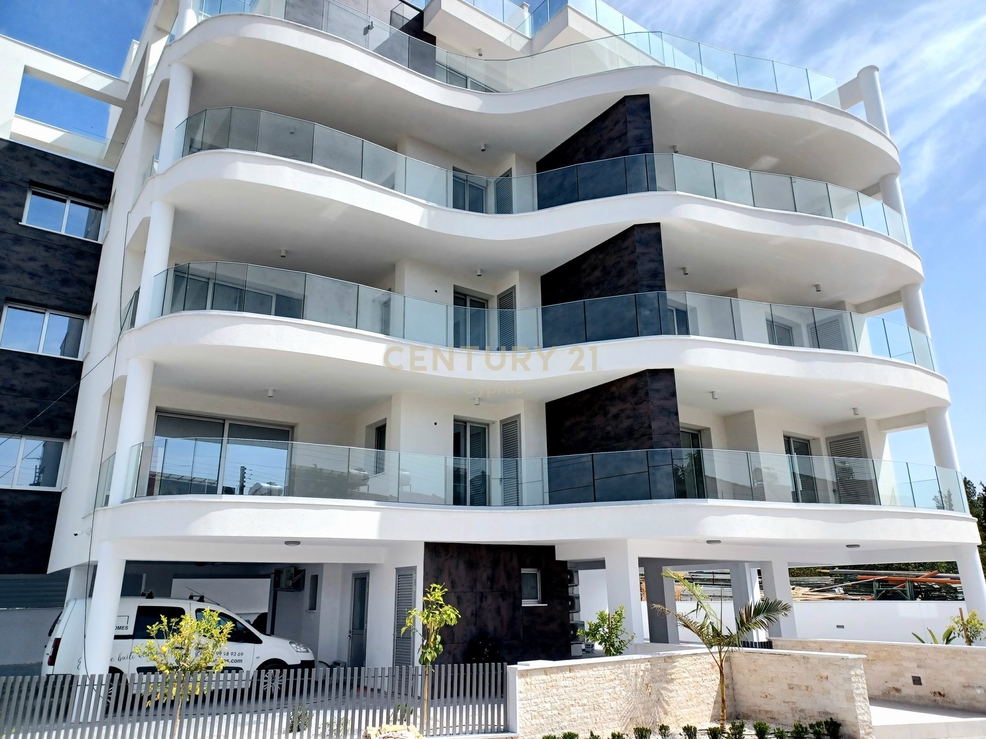 2 bedrooms Apartment in Germasogeia, Limassol, Cyprus No. 54301