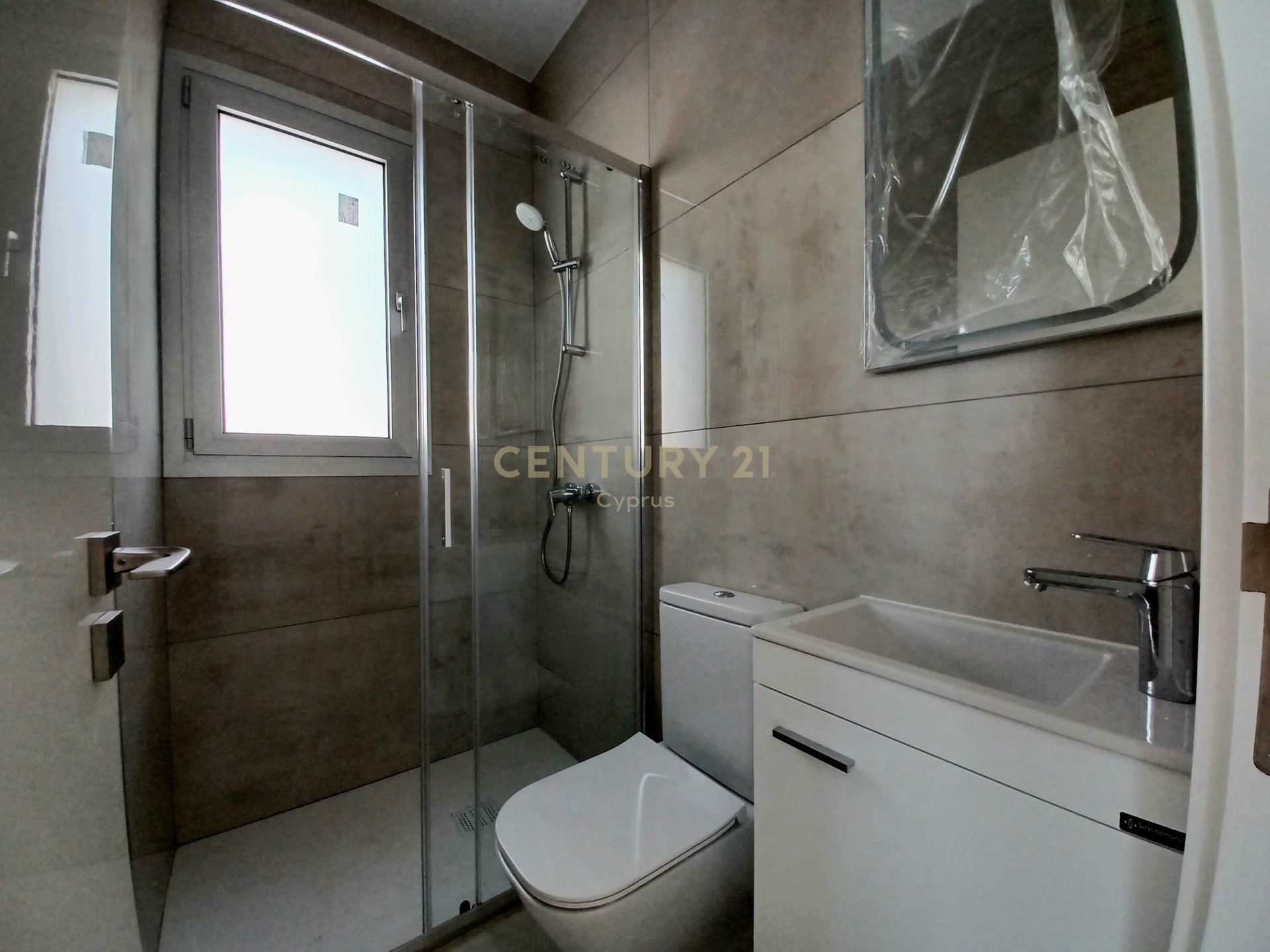 2 bedrooms Apartment in Germasogeia, Limassol, Cyprus No. 54301