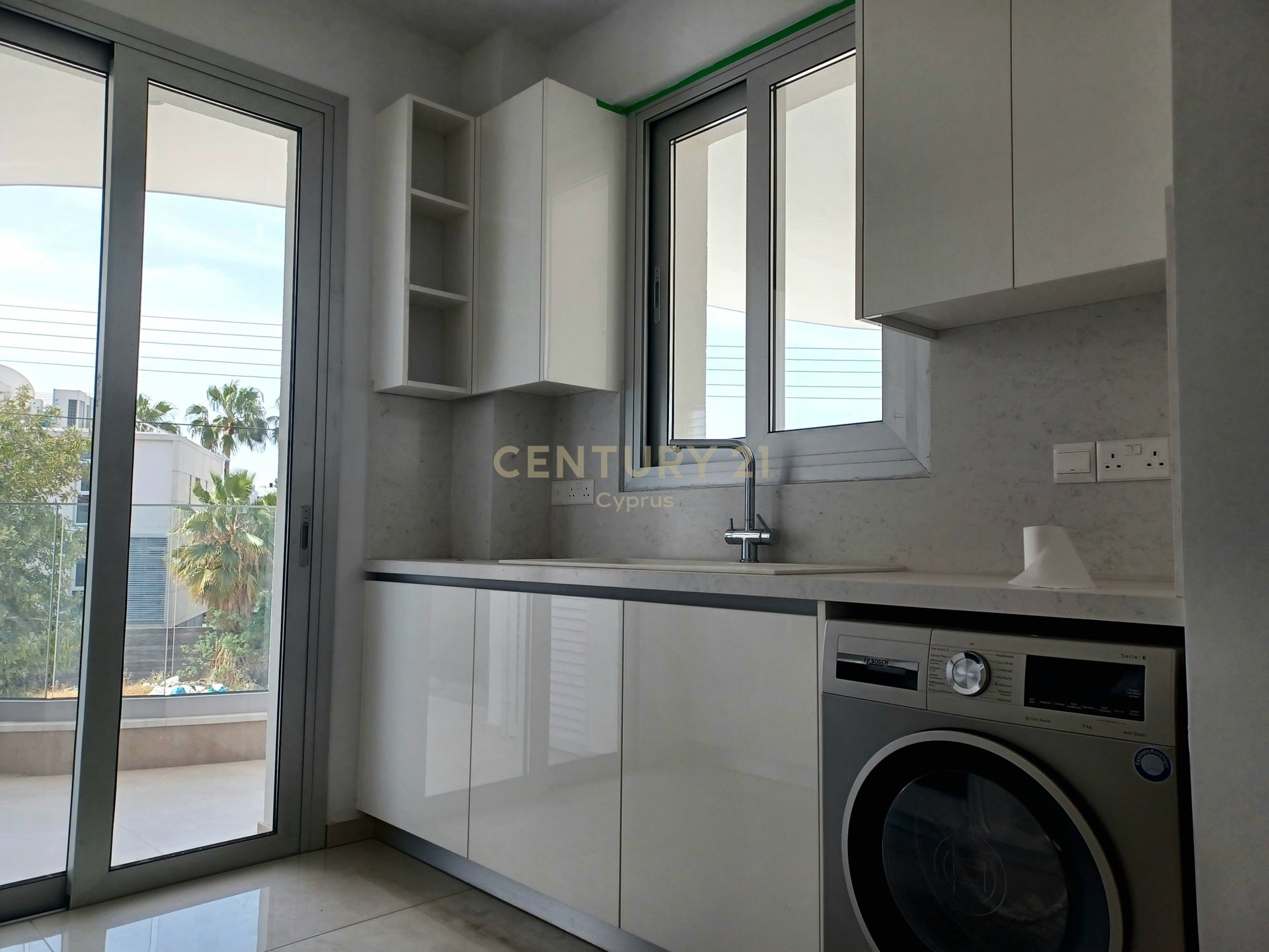 2 bedrooms Apartment in Germasogeia, Limassol, Cyprus No. 54301