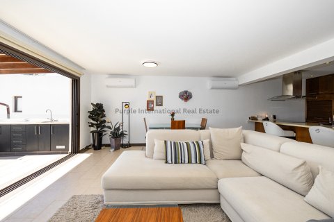 2 bedrooms Apartment in Oroklini, Larnaka,  No. 39376 10