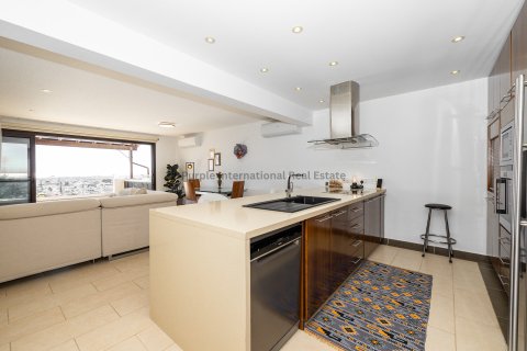 2 bedrooms Apartment in Oroklini, Larnaka,  No. 39376 3