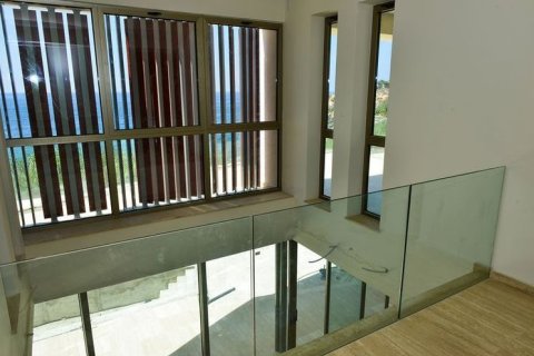 5 bedrooms Villa in Chloraka, Paphos, No. 46120 9