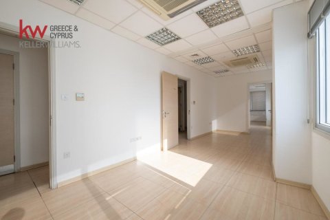 5 rooms Office in Nicosia,  No. 39637 7