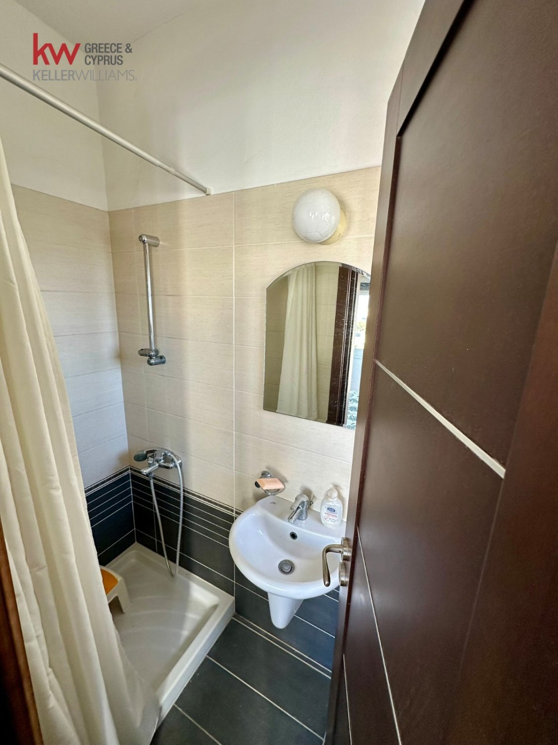 2 bedrooms Apartment in Nicosia, Cyprus No. 39633