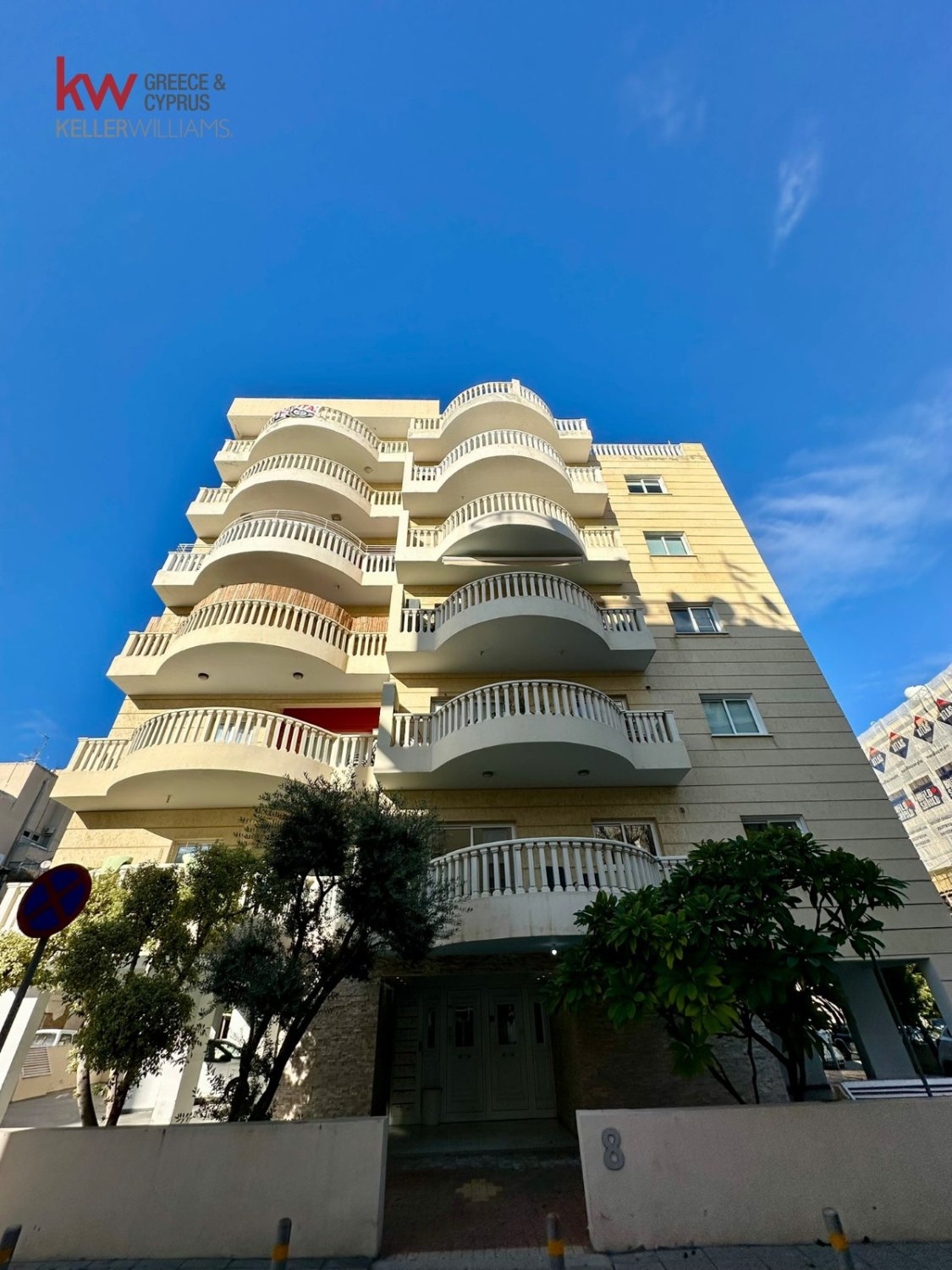 2 bedrooms Apartment in Nicosia, Cyprus No. 39633